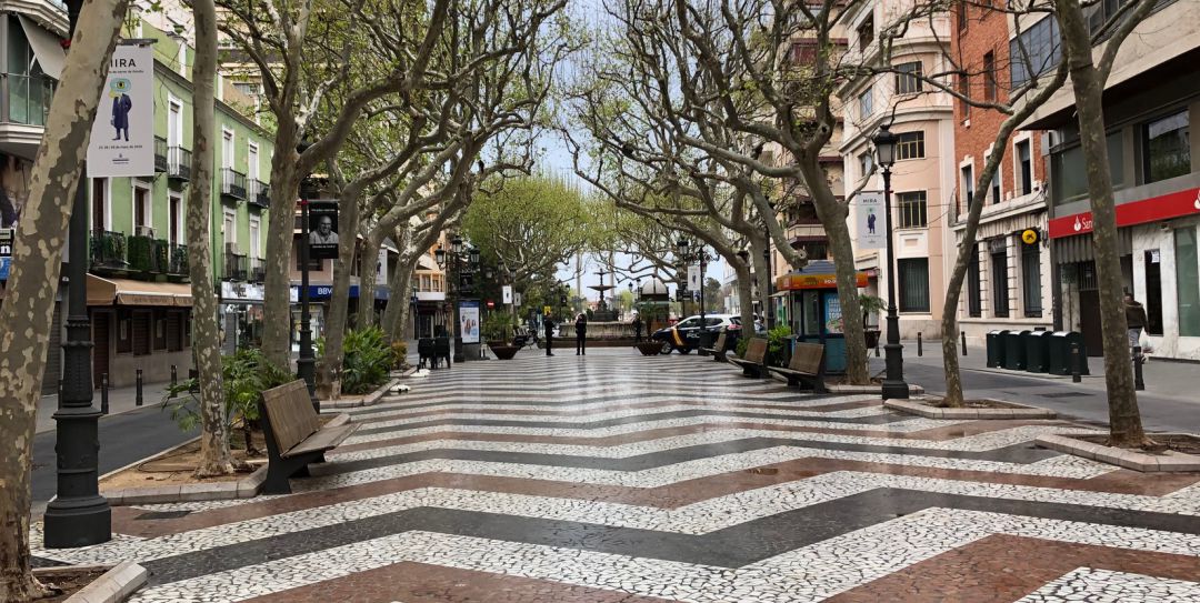 Policía Nacional y Local vigilan la ciudad de Gandia Policía Nacional y Local vigilan la ciudad de Gandia