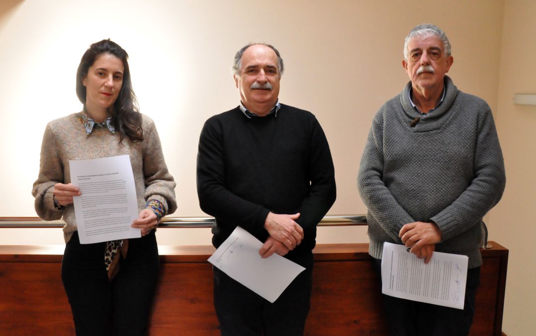 Estitxu Urtizberea (Abotsanitz), Xabier Isasi (EH Bildu) y Josu Álvarez (PSE-EE). Estitxu Urtizberea (Abotsanitz), Xabier Isasi (EH Bildu) y Josu Álvarez (PSE-EE).