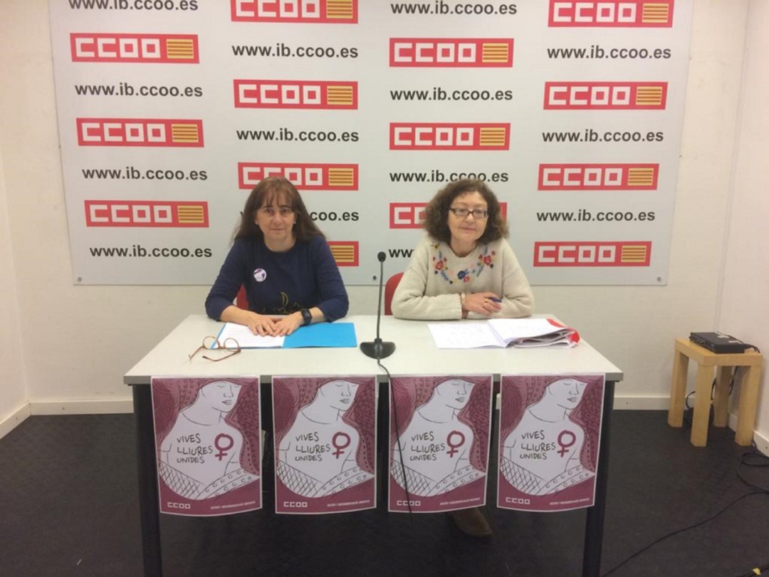 Eva Cerdeiriña, a la derecha de la imagen. Eva Cerdeiriña, a la derecha de la imagen.