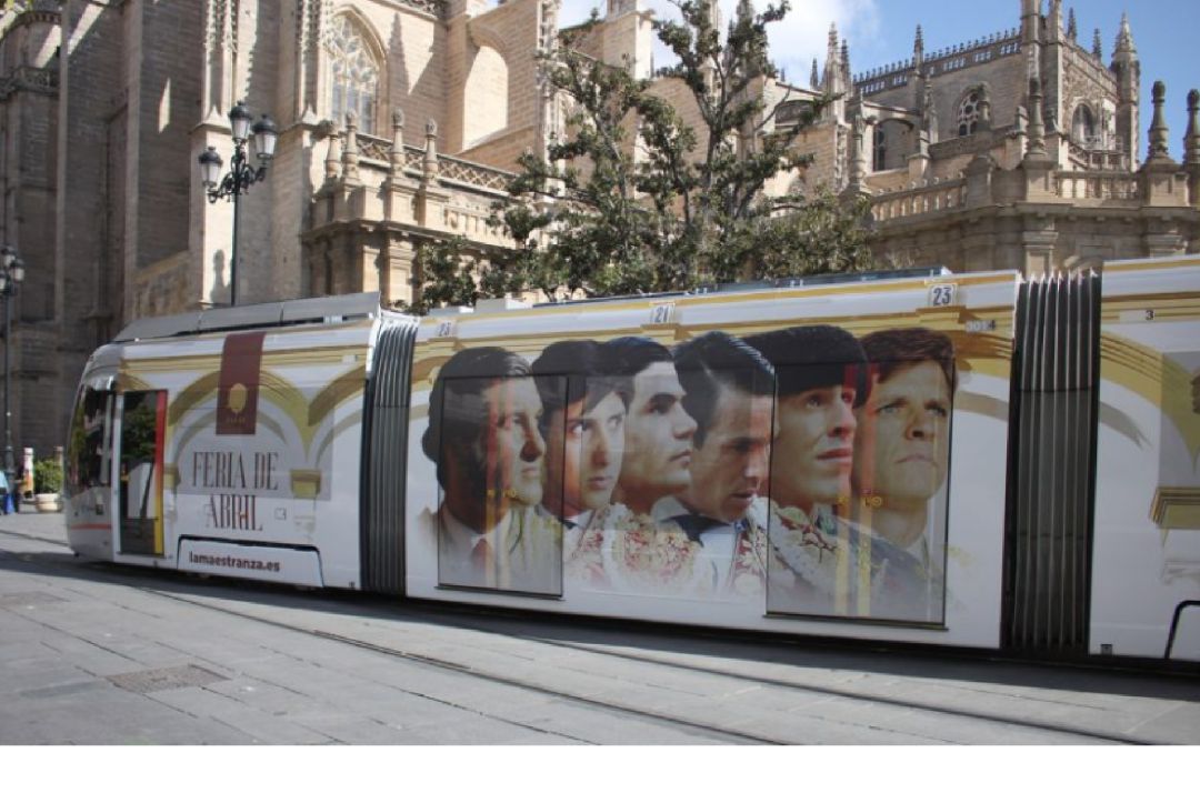 Metrocentro con la imagen promocional de la Feria de Abril de este año Metrocentro con la imagen promocional de la Feria de Abril de este año