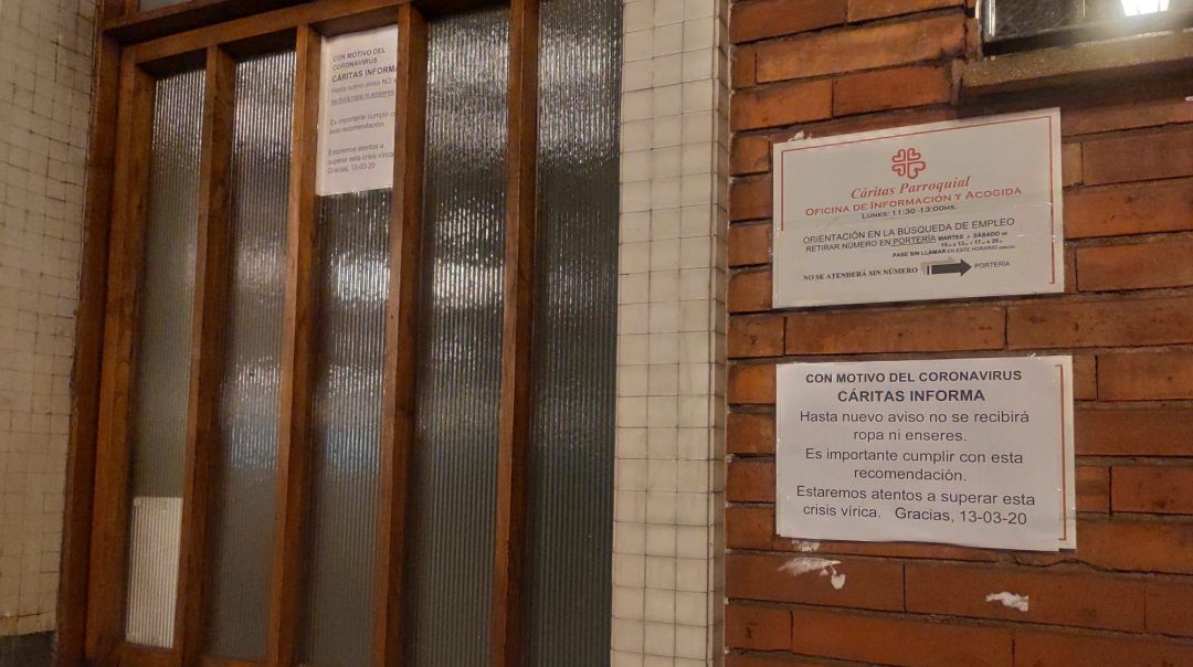 Cartel ,a las puertas de la parroquía del Corazón de María, en Oviedo Cartel ,a las puertas de la parroquía del Corazón de María, en Oviedo