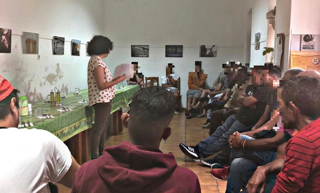 Las personas sin hogar eran acogidas en Flora Acoge hasta que el estado de alarma les obligó a cerrar sus puestas Las personas sin hogar eran acogidas en Flora Acoge hasta que el estado de alarma les obligó a cerrar sus puestas