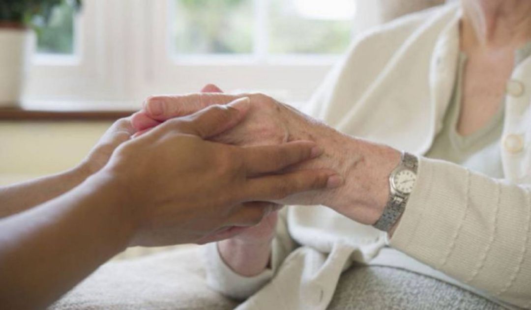 Mayores dependientes obtienen la ayuda de más de cien voluntarios Mayores dependientes obtienen la ayuda de más de cien voluntarios