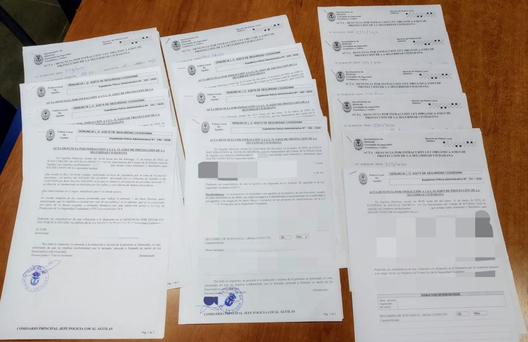 Una veintena de denuncias en Águilas por incumplir el confinamiento Una veintena de denuncias en Águilas por incumplir el confinamiento