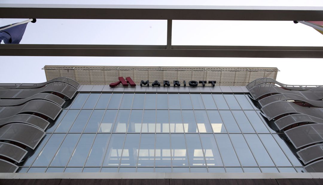 Fachada del Hotel Marriott Auditorium, que recibirá a pacientes de coronavirus en situación de prealta. Fachada del Hotel Marriott Auditorium, que recibirá a pacientes de coronavirus en situación de prealta.