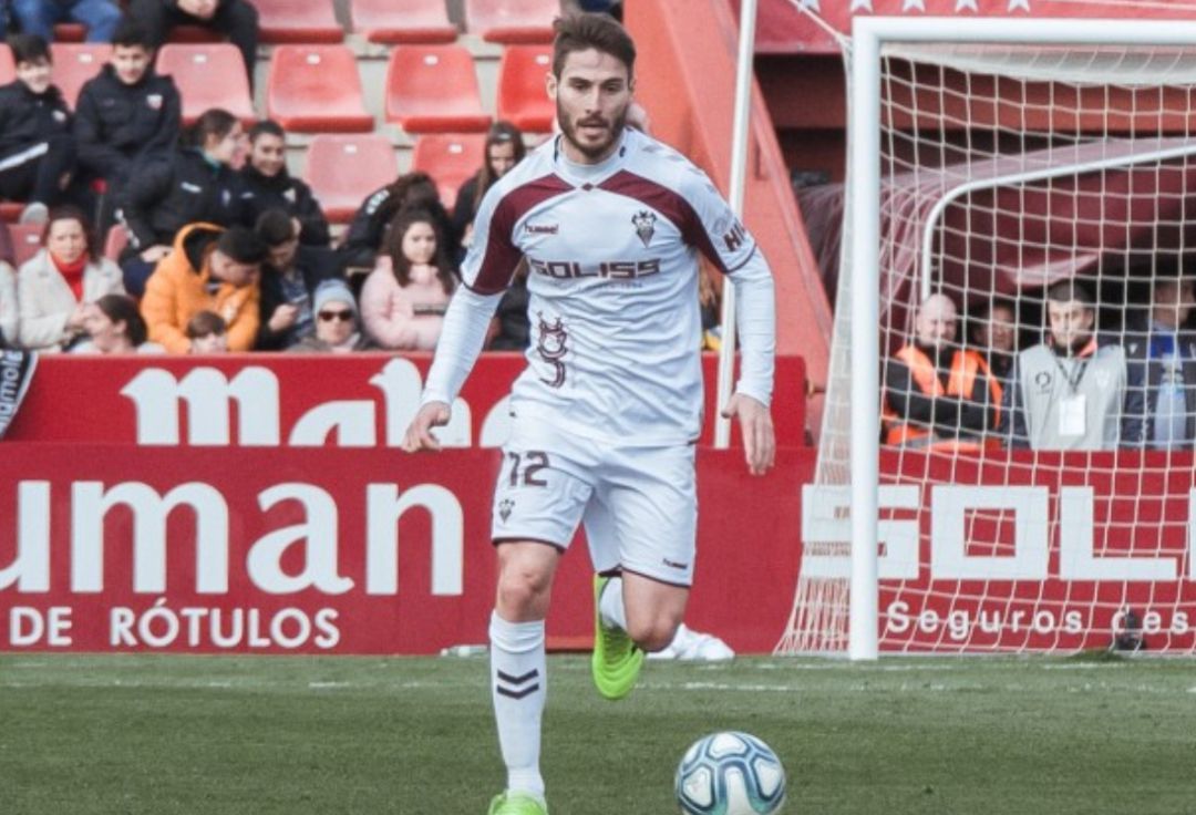 Jon Erice durante un partido del Albacete Jon Erice durante un partido del Albacete