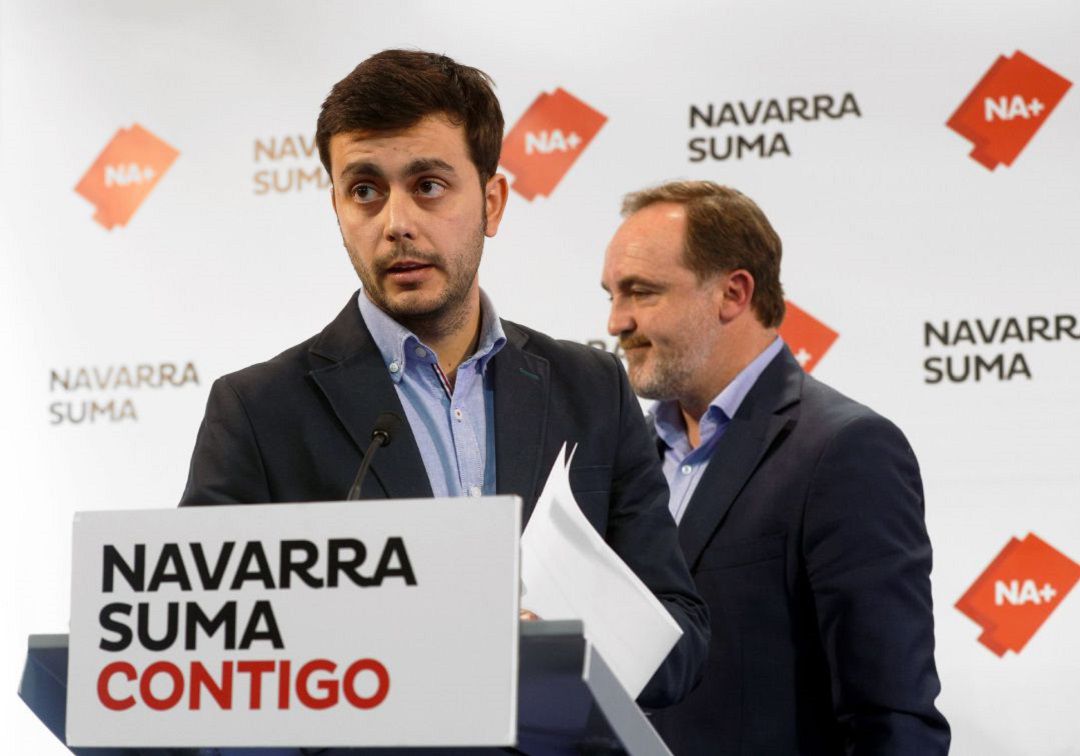 El alcalde de Estella (Navarra), Gonzalo Fuentes (i), acompañado del presidente de UPN, Javier Esparza (d) El alcalde de Estella (Navarra), Gonzalo Fuentes (i), acompañado del presidente de UPN, Javier Esparza (d)