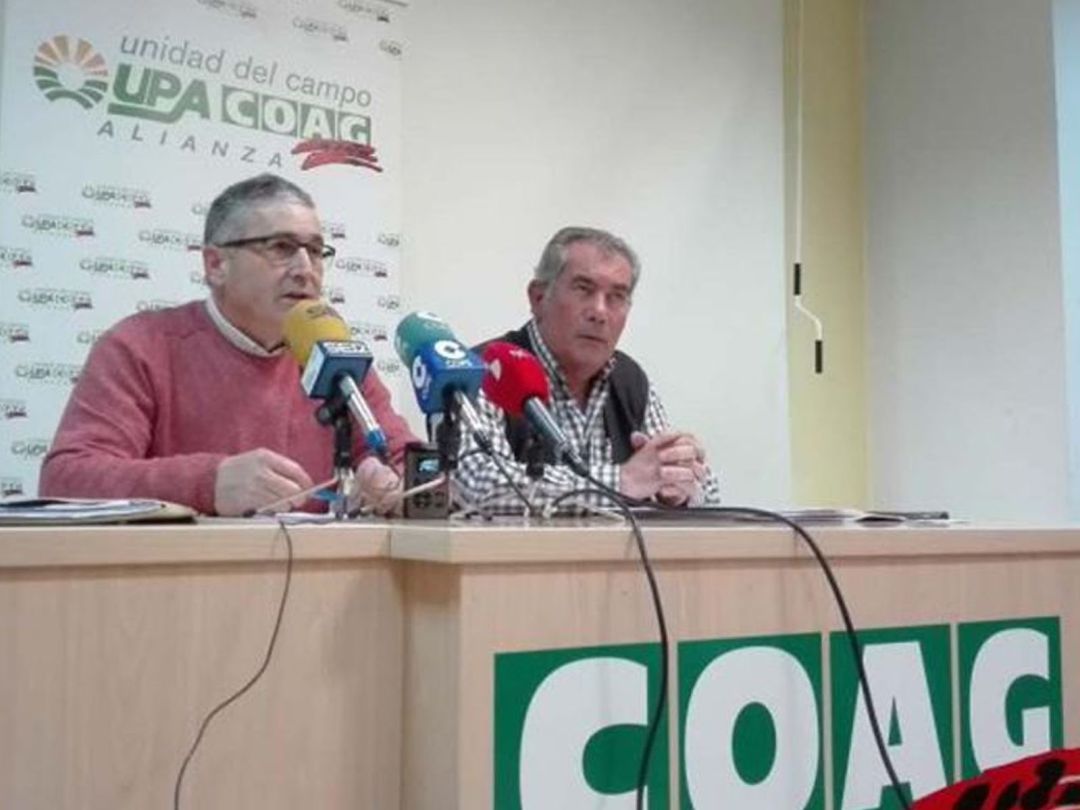 El responsable de COAG en Zamora, Lorenzo Rivera, durante una rueda de prensa El responsable de COAG en Zamora, Lorenzo Rivera, durante una rueda de prensa