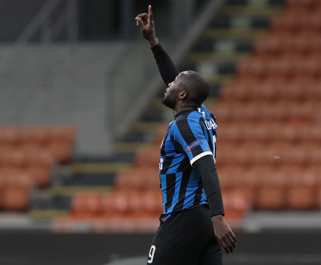 Romelu Lukaku celebra un gol con el Inter de Milán. Romelu Lukaku celebra un gol con el Inter de Milán.