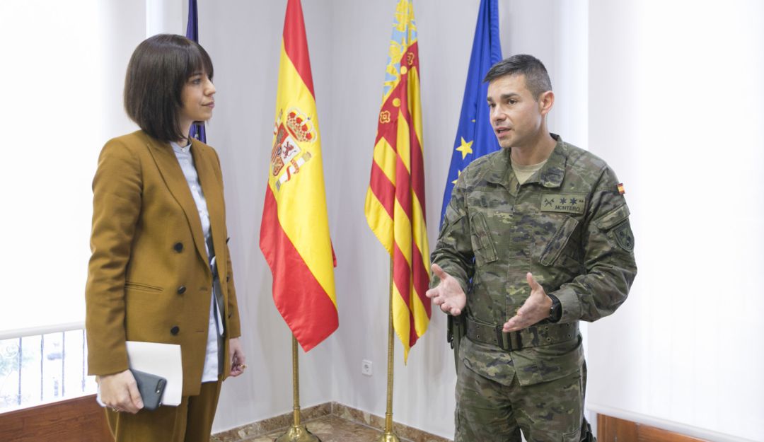 La alcaldesa de Gandia, Diana Morant, recibe al Teniente Montero La alcaldesa de Gandia, Diana Morant, recibe al Teniente Montero