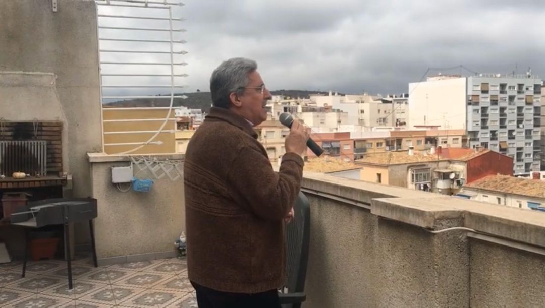 José Ramón Fuster en plena actuación José Ramón Fuster en plena actuación