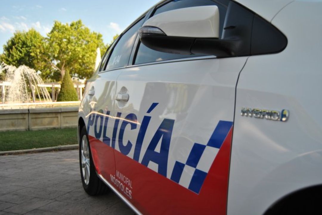 Vehículo de la Policía Municipal de Móstoles Vehículo de la Policía Municipal de Móstoles