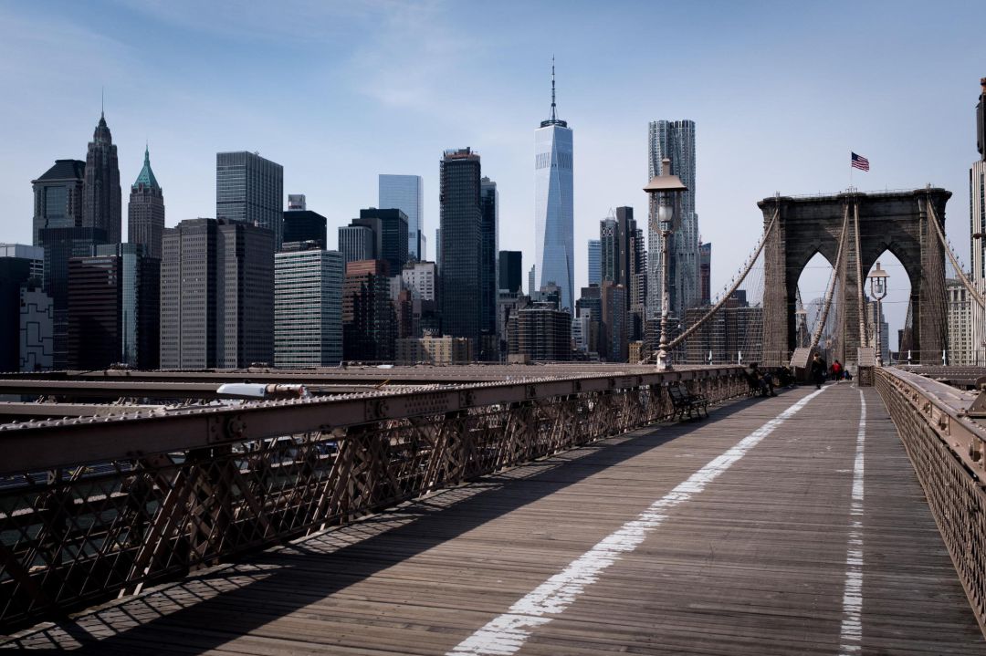 Imagen de los rascacielos de Nueva York desde el puente de Brooklyn Imagen de los rascacielos de Nueva York desde el puente de Brooklyn