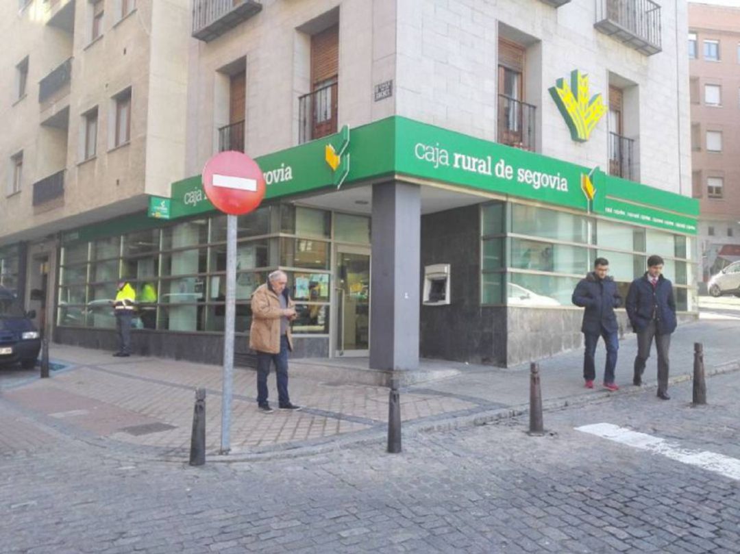 Oficina central de Caja Viva en la capital segoviana Oficina central de Caja Viva en la capital segoviana