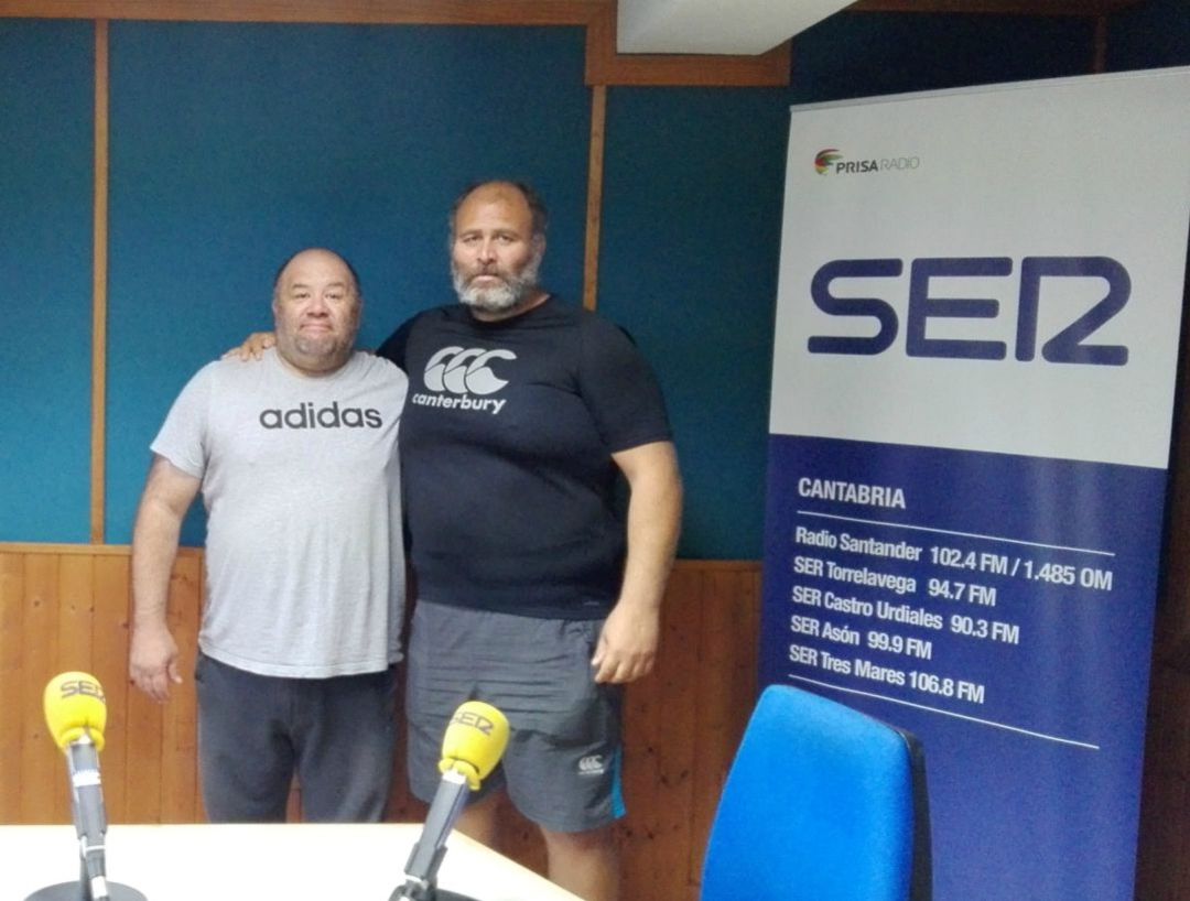Rodríguez Araya (Bathco) y Chucho Moziman (Independiente) Rodríguez Araya (Bathco) y Chucho Moziman (Independiente)