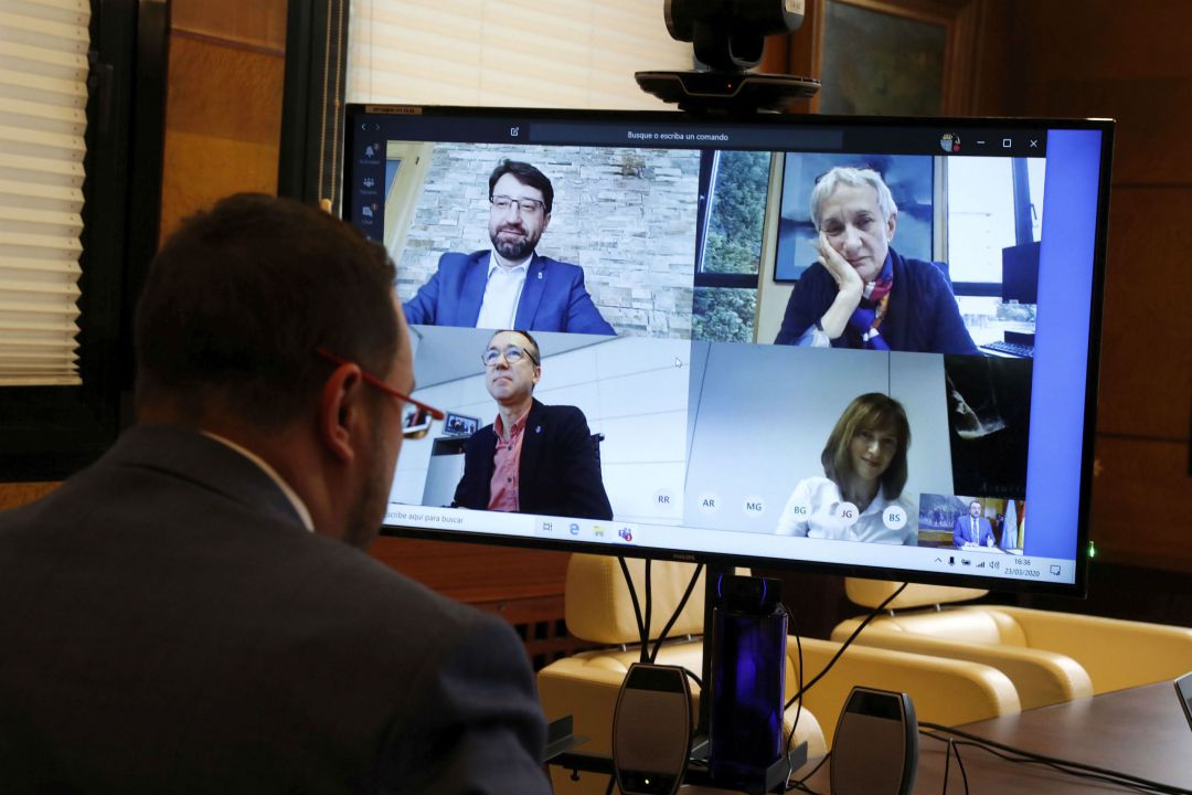 El Presidente del Principado, Adrián Barbón, durante la celebración telemática del Consejo de Gobierno El Presidente del Principado, Adrián Barbón, durante la celebración telemática del Consejo de Gobierno