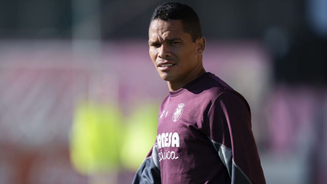 Carlos Bacca durante uno de sus entrenamientos con el Villarreal CF Carlos Bacca durante uno de sus entrenamientos con el Villarreal CF