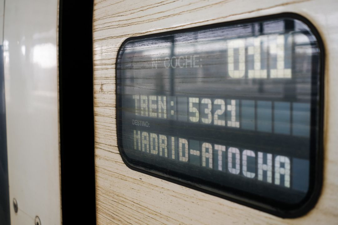 Entrada en uno de los trenes de Renfe con destino Madrid. Entrada en uno de los trenes de Renfe con destino Madrid.