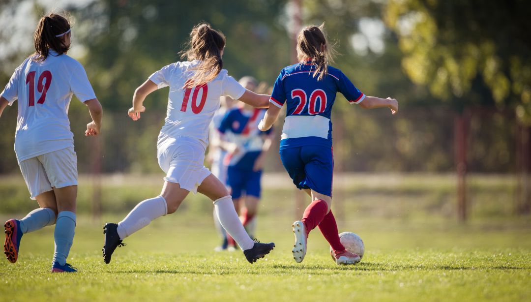 La AFE también alerta de las posibles irregularidades en los ERTE en el fútbol femenino. La AFE también alerta de las posibles irregularidades en los ERTE en el fútbol femenino.