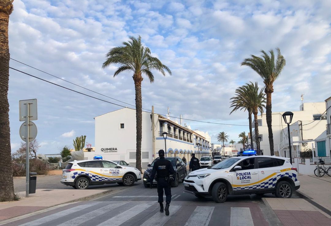 Control de Policía Local en Formentera Control de Policía Local en Formentera