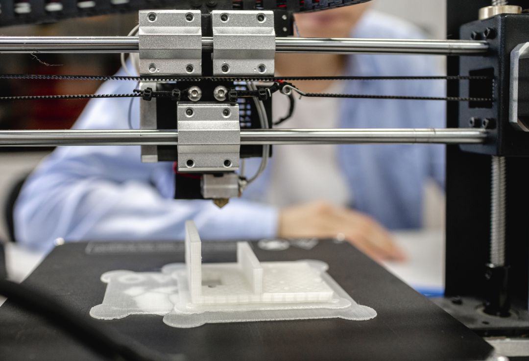 La iniciativa Renault al Rescate ya ha repartido más de 2.000 máscaras realizadas con impresoras 3D La iniciativa Renault al Rescate ya ha repartido más de 2.000 máscaras realizadas con impresoras 3D