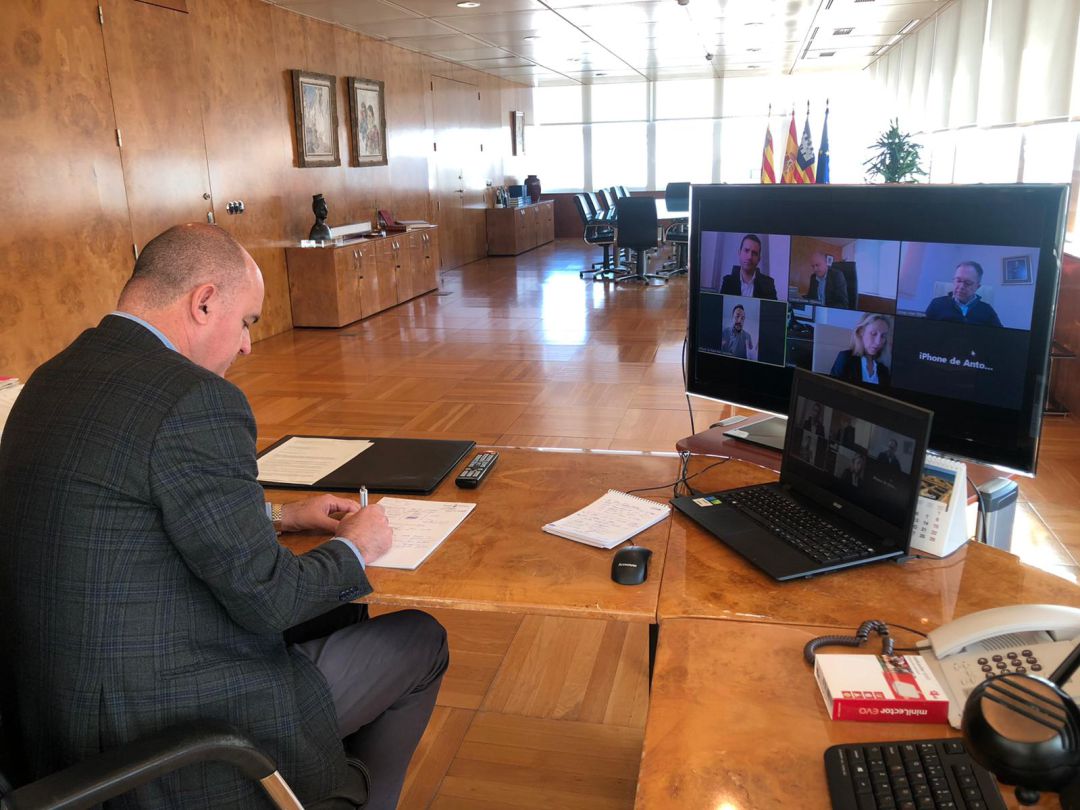 Reunión por videoconferencia Reunión por videoconferencia