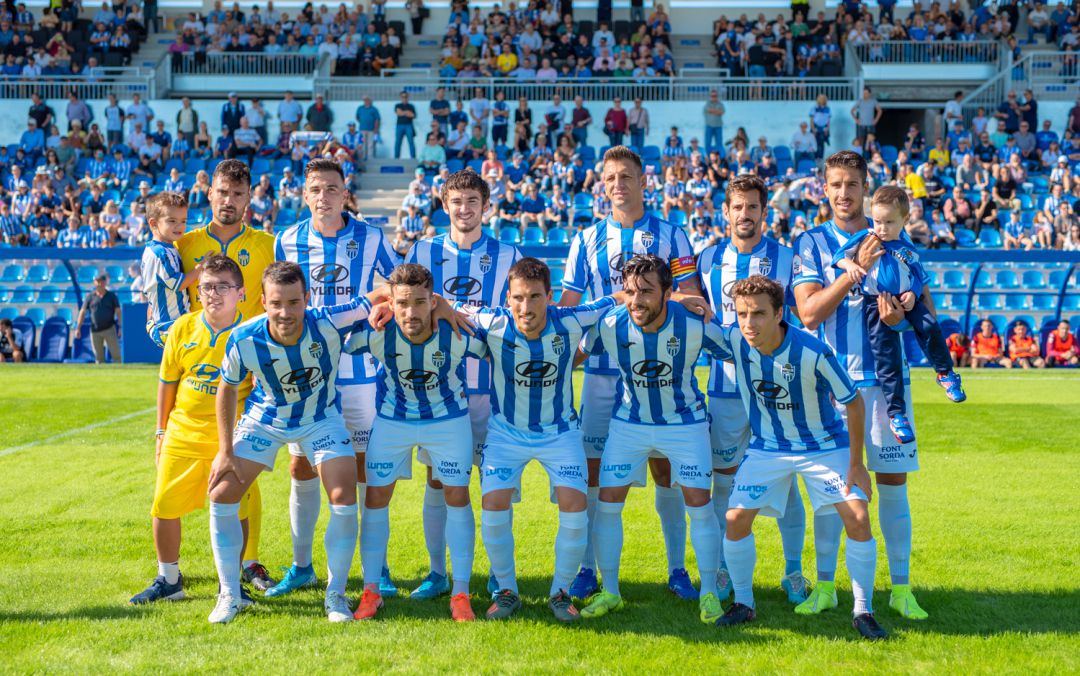 Equipo en un partido en el Estadi Balear Equipo en un partido en el Estadi Balear