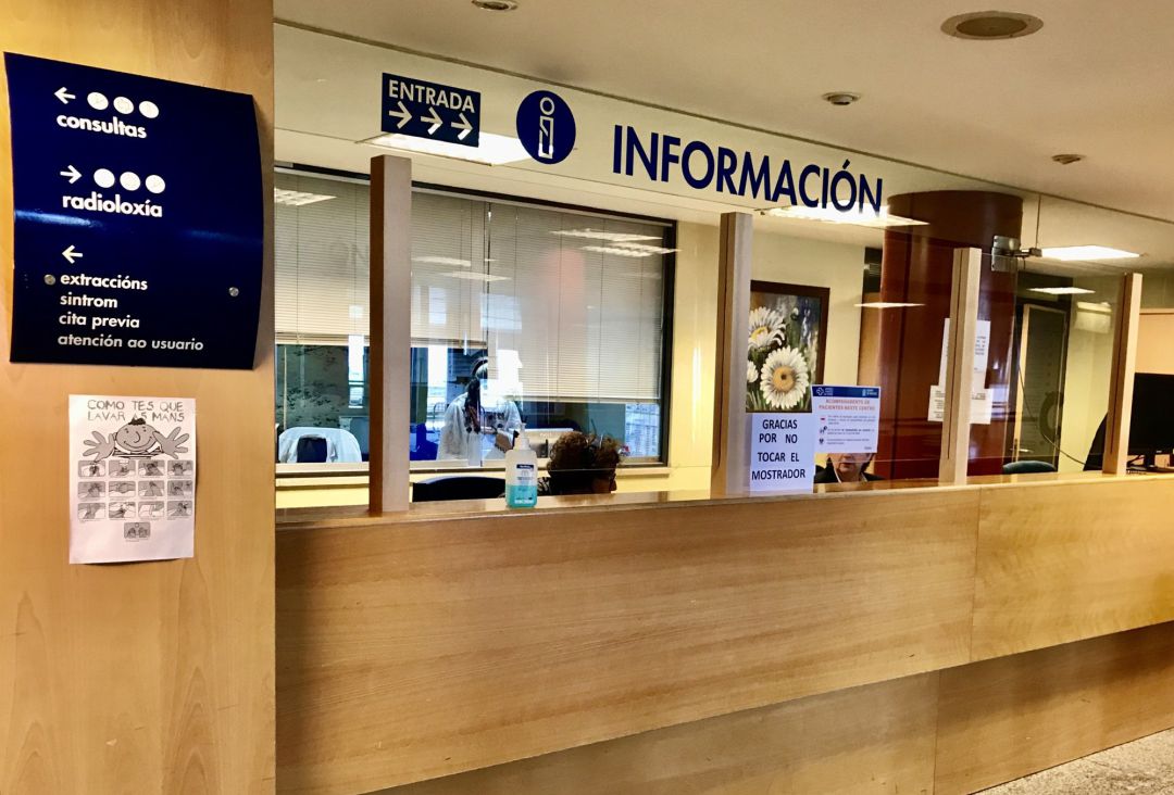 Mampara de seguridad instalada en el punto de Información del Hospital Montecelo Mampara de seguridad instalada en el punto de Información del Hospital Montecelo