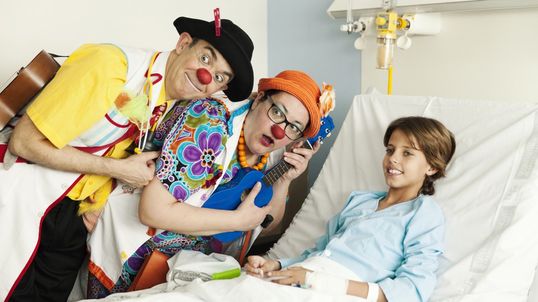 Payasospital llevará "sonrisas online" a los niños hospitalizados de la Comunitat Valenciana