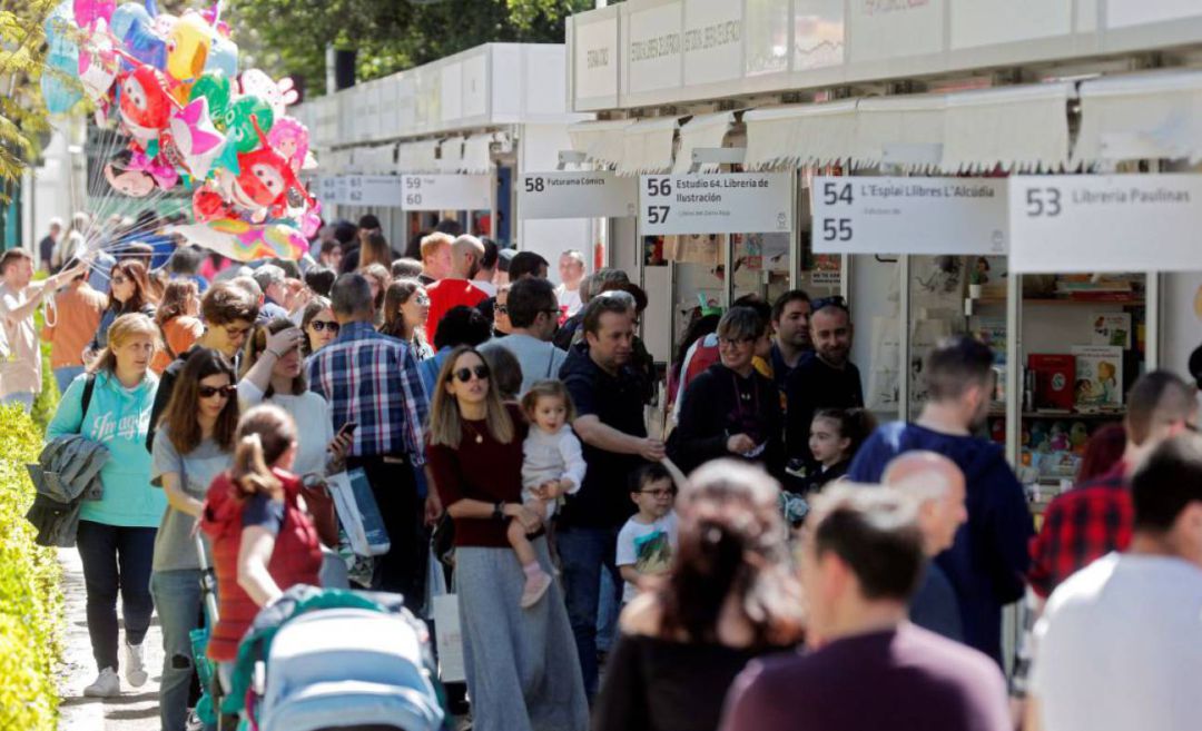Imagen de la última edición de la Fira del Llibre de València de 2019 Imagen de la última edición de la Fira del Llibre de València de 2019
