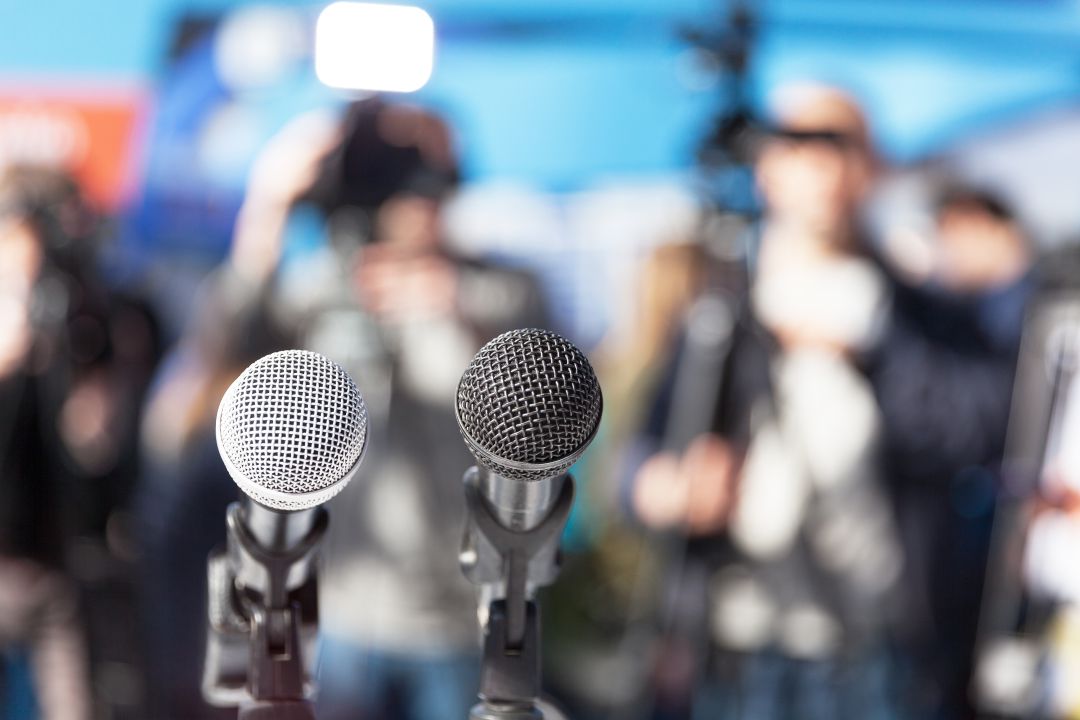 La Unió de Periodistes pide un plan de ayudas para los medios de comunicación La Unió de Periodistes pide un plan de ayudas para los medios de comunicación