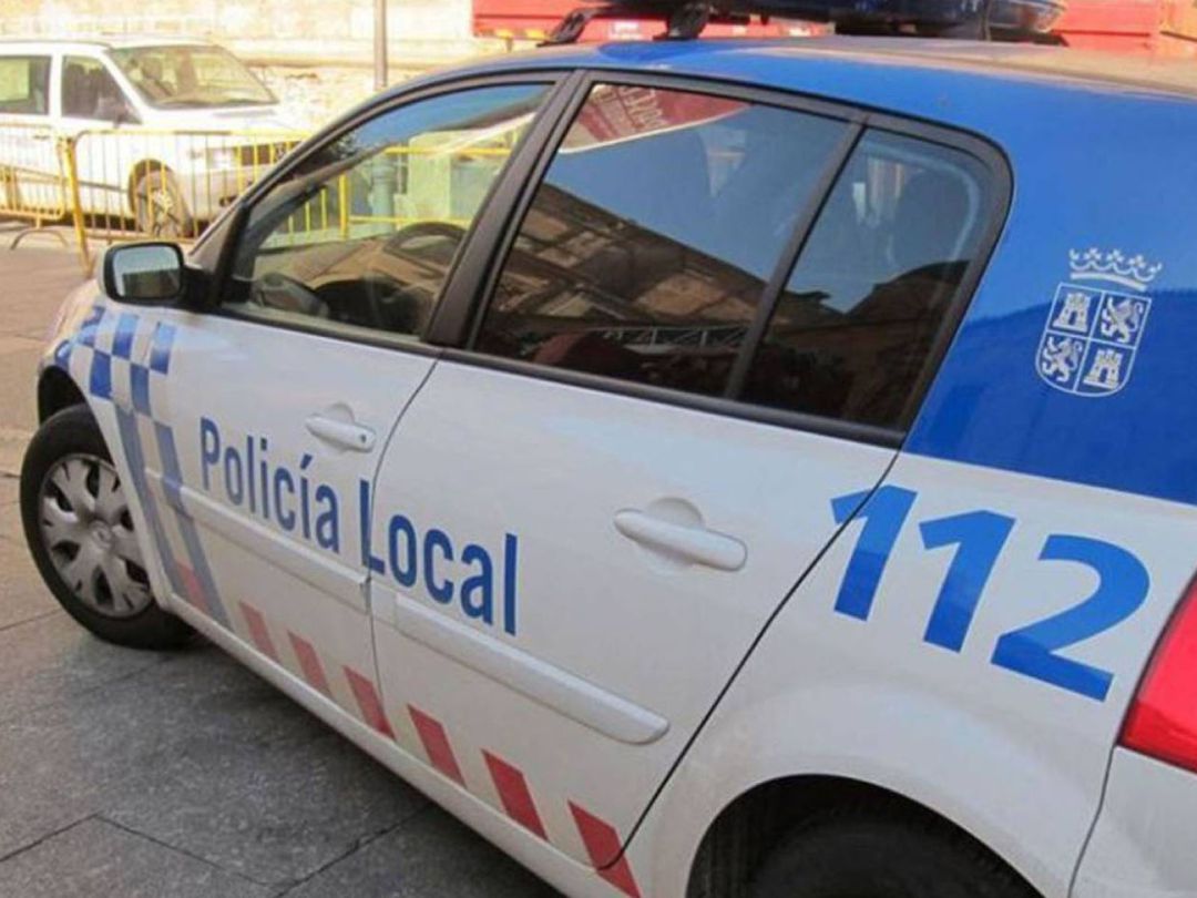 Coche de la Policía Local Coche de la Policía Local