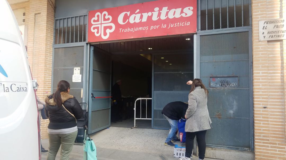 Entrada sede Cáritas Talavera Entrada sede Cáritas Talavera