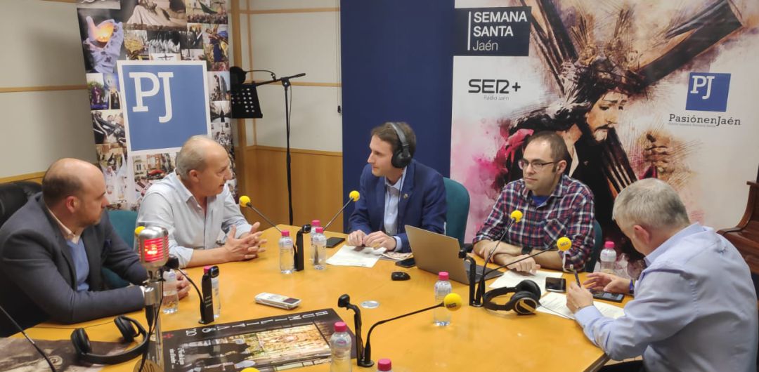 Uno de los programas de 'Pasión en Jaén' emitidos esta temporada desde el estudio de Radio Jaén. Uno de los programas de 'Pasión en Jaén' emitidos esta temporada desde el estudio de Radio Jaén.