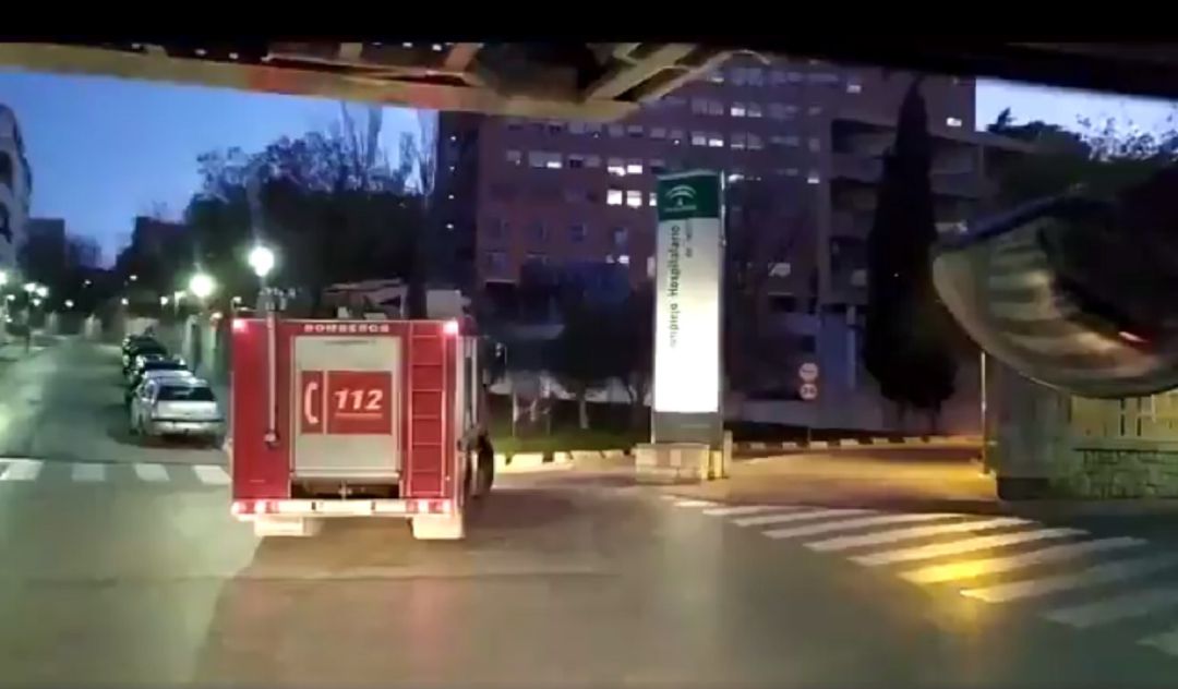 Los Bomberos jiennenses realizaron una emocionante visita al Hospital Los Bomberos jiennenses realizaron una emocionante visita al Hospital