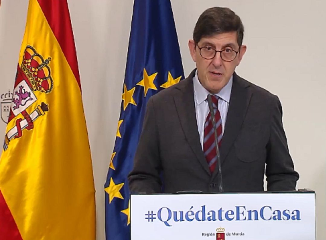 Se contempla convertir las 200 camas de las unidades de reanimación de los hospitales, o habilitar los quirófanos para albergar camas de UCI. Se contempla convertir las 200 camas de las unidades de reanimación de los hospitales, o habilitar los quirófanos para albergar camas de UCI.