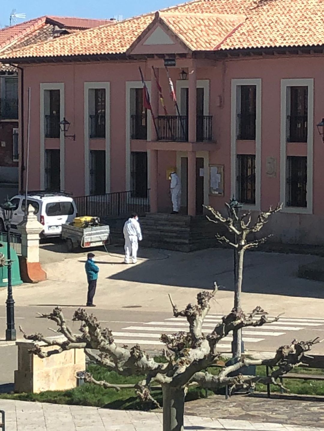 Las tareas de desinfección en la provincia en las que se implica la Diputación de Palencia, se multiplican Las tareas de desinfección en la provincia en las que se implica la Diputación de Palencia, se multiplican
