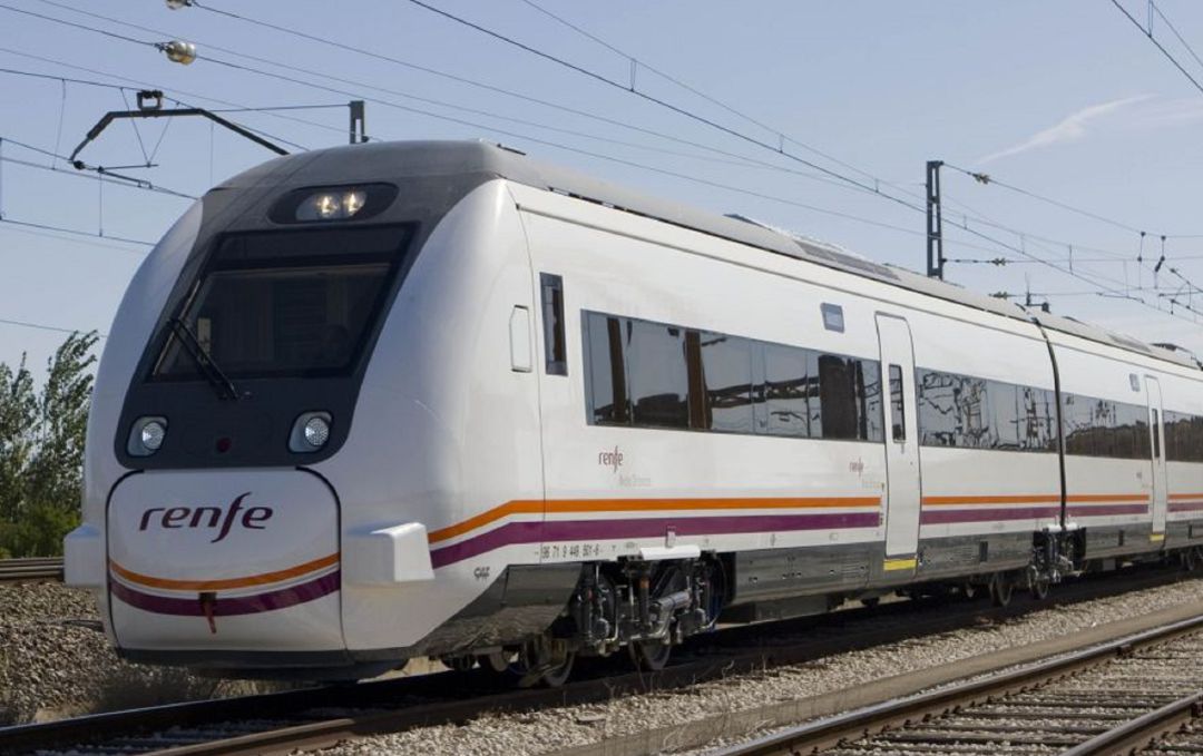 Un tren de Renfe Un tren de Renfe