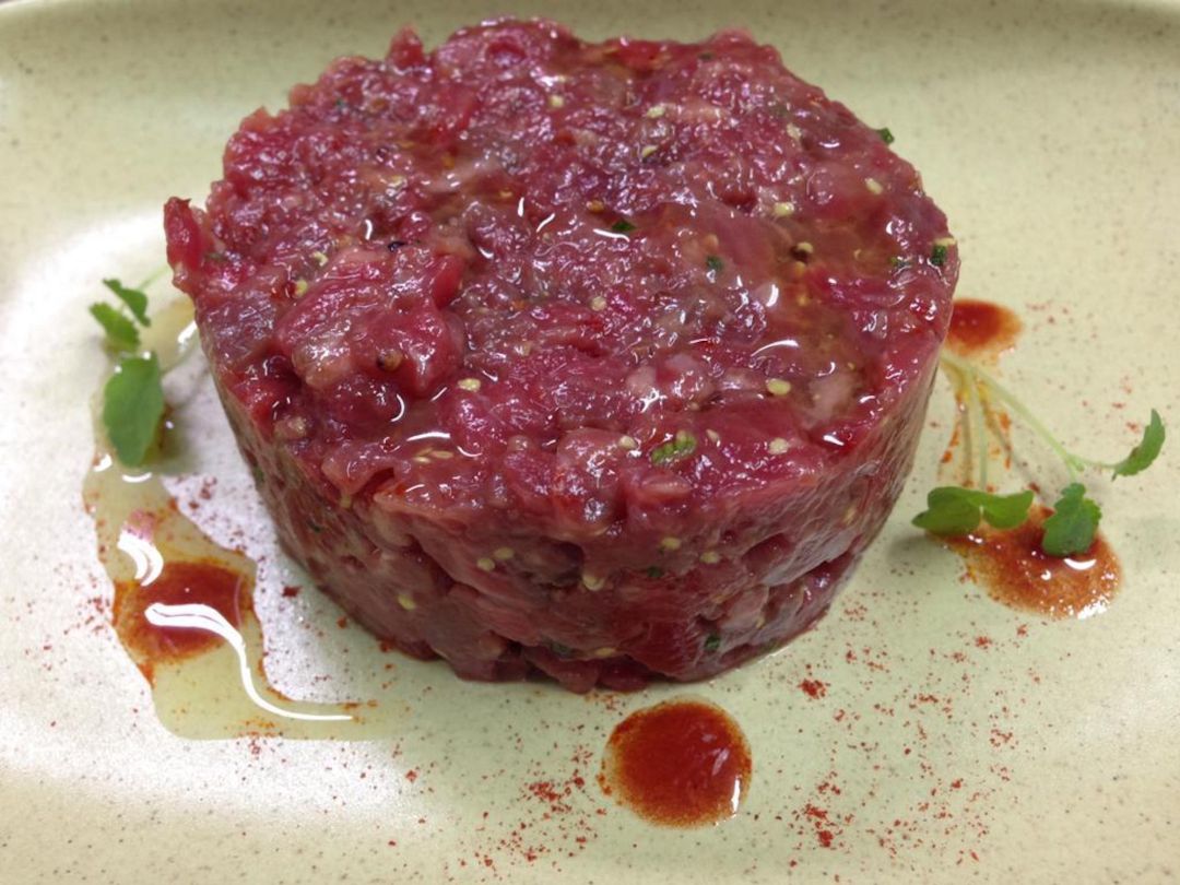 'Steak tartar'. 'Steak tartar'.