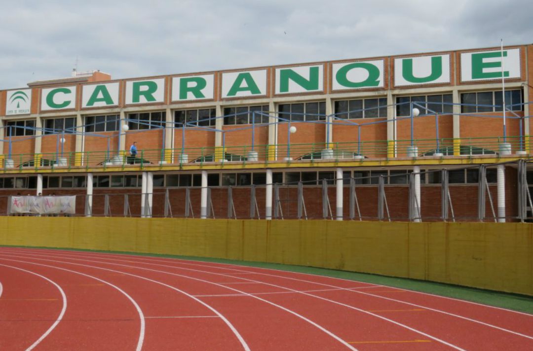 Pabellón polideportivo de Carranque en Málaga Pabellón polideportivo de Carranque en Málaga