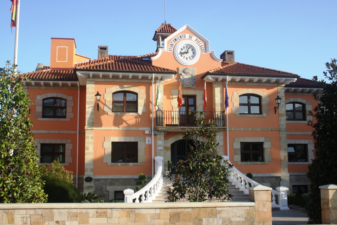 Sede del Ayuntamiento de Pielagos Sede del Ayuntamiento de Pielagos