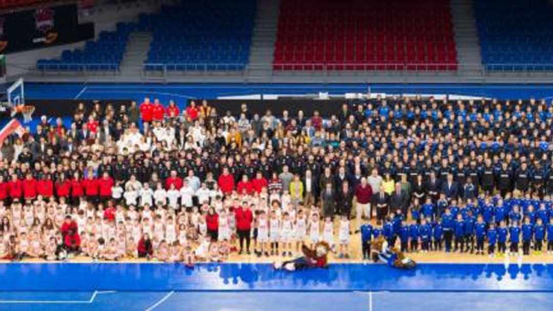 Alavés y Baskonia anuncian un ERTE a sus 766 trabajadores