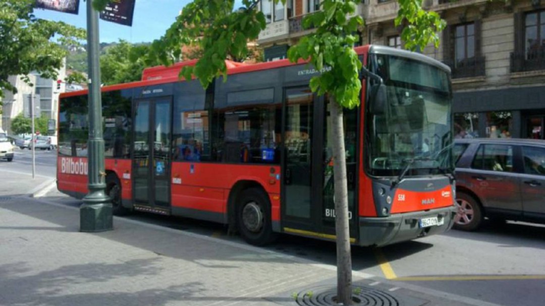 Bilbobus lleva a cabo una nueva reducción de frecuencias en las "horas valle"