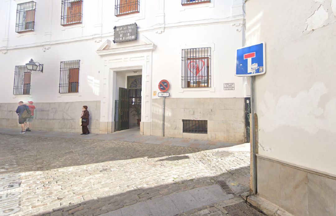 Residencia de las hermanitas de los ancianos desamparados de la calle Buen Pastor. Residencia de las hermanitas de los ancianos desamparados de la calle Buen Pastor.
