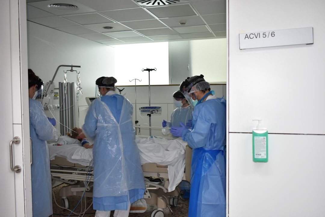 Espai habilitat a l'hospital Santa Caterina per tractar malalts de coronavirus. Espai habilitat a l'hospital Santa Caterina per tractar malalts de coronavirus.
