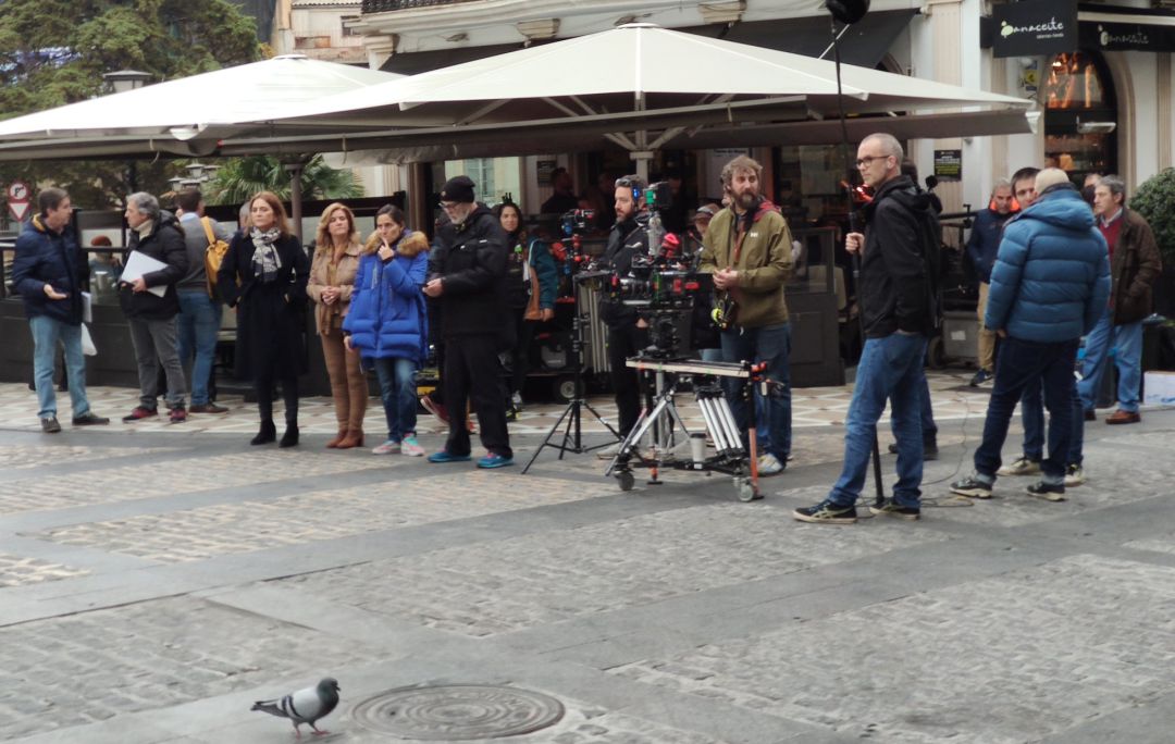 Equipo de la película 'La Hija' durante uno de los días de rodaje en la capital. Equipo de la película 'La Hija' durante uno de los días de rodaje en la capital.