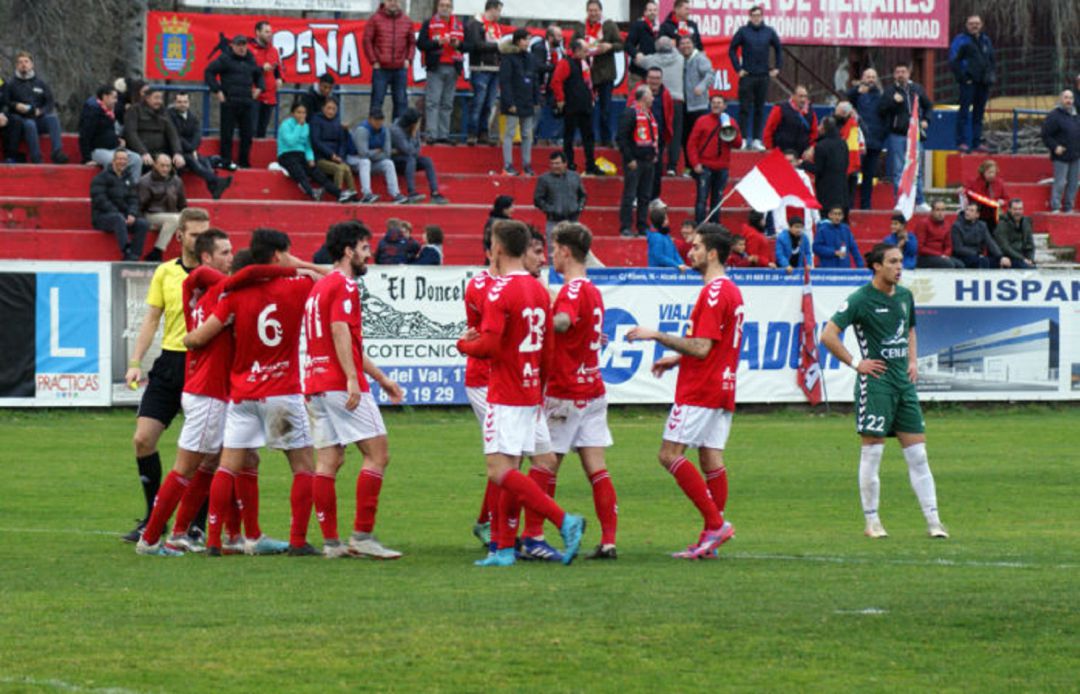 Partido de la RSD Alcalá en el estadio Municipal de El Val. Partido de la RSD Alcalá en el estadio Municipal de El Val.