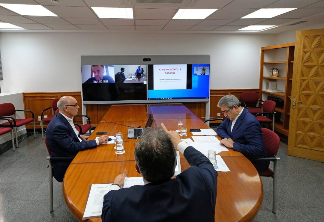 El presidente de Canarias, Ángel Víctor Torres, preside el comité de emergencia sanitaria del coronavirus El presidente de Canarias, Ángel Víctor Torres, preside el comité de emergencia sanitaria del coronavirus