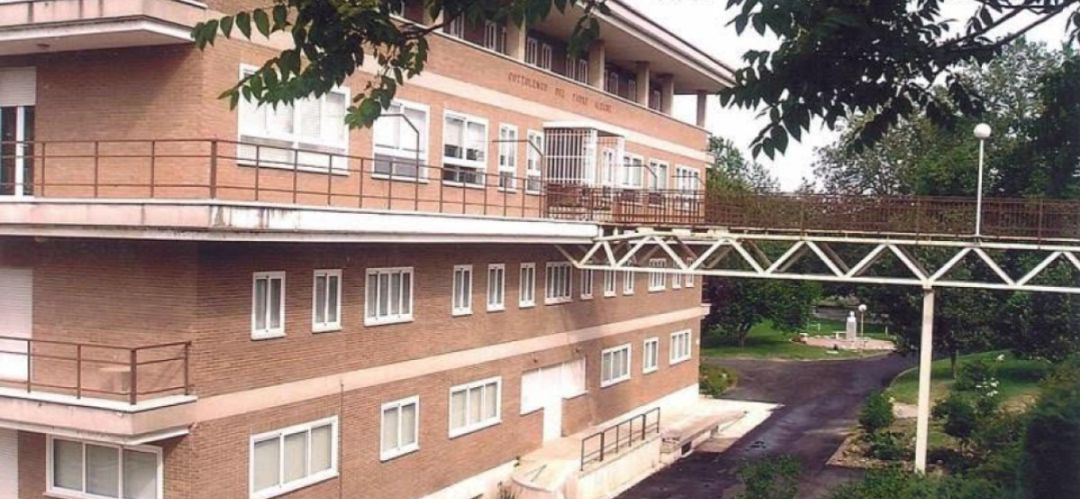 Imagen de las instalaciones de Cottolengo, que realiza funciones de residencia y donde han muerto dos cuidadoras Imagen de las instalaciones de Cottolengo, que realiza funciones de residencia y donde han muerto dos cuidadoras