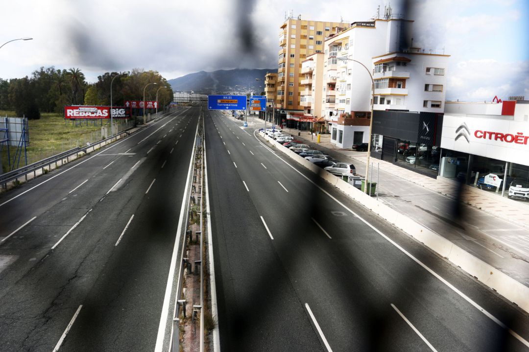 Vistas de distintas carrerteras de las salidas de la capital donde permanecen sin tráfico de vehiculos a ccausa del Estado de Alarma decretada por el Gobierno por el virus COVID-19, en la imagen parte de la Autovía del Mediterraneo o A-7 Vistas de distintas carrerteras de las salidas de la capital donde permanecen sin tráfico de vehiculos a ccausa del Estado de Alarma decretada por el Gobierno por el virus COVID-19, en la imagen parte de la Autovía del Mediterraneo o A-7